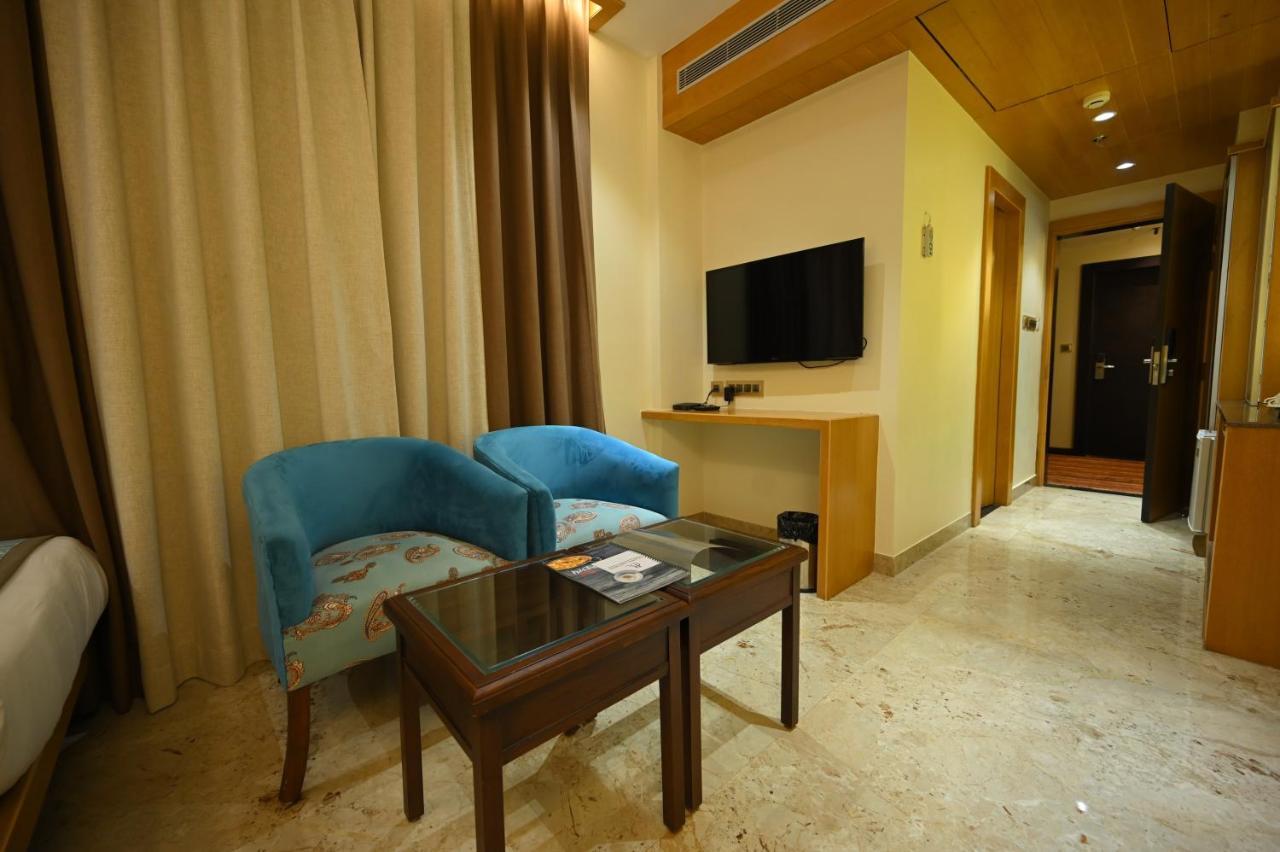 The Royal Class Hotel Gwalior Eksteriør bilde
