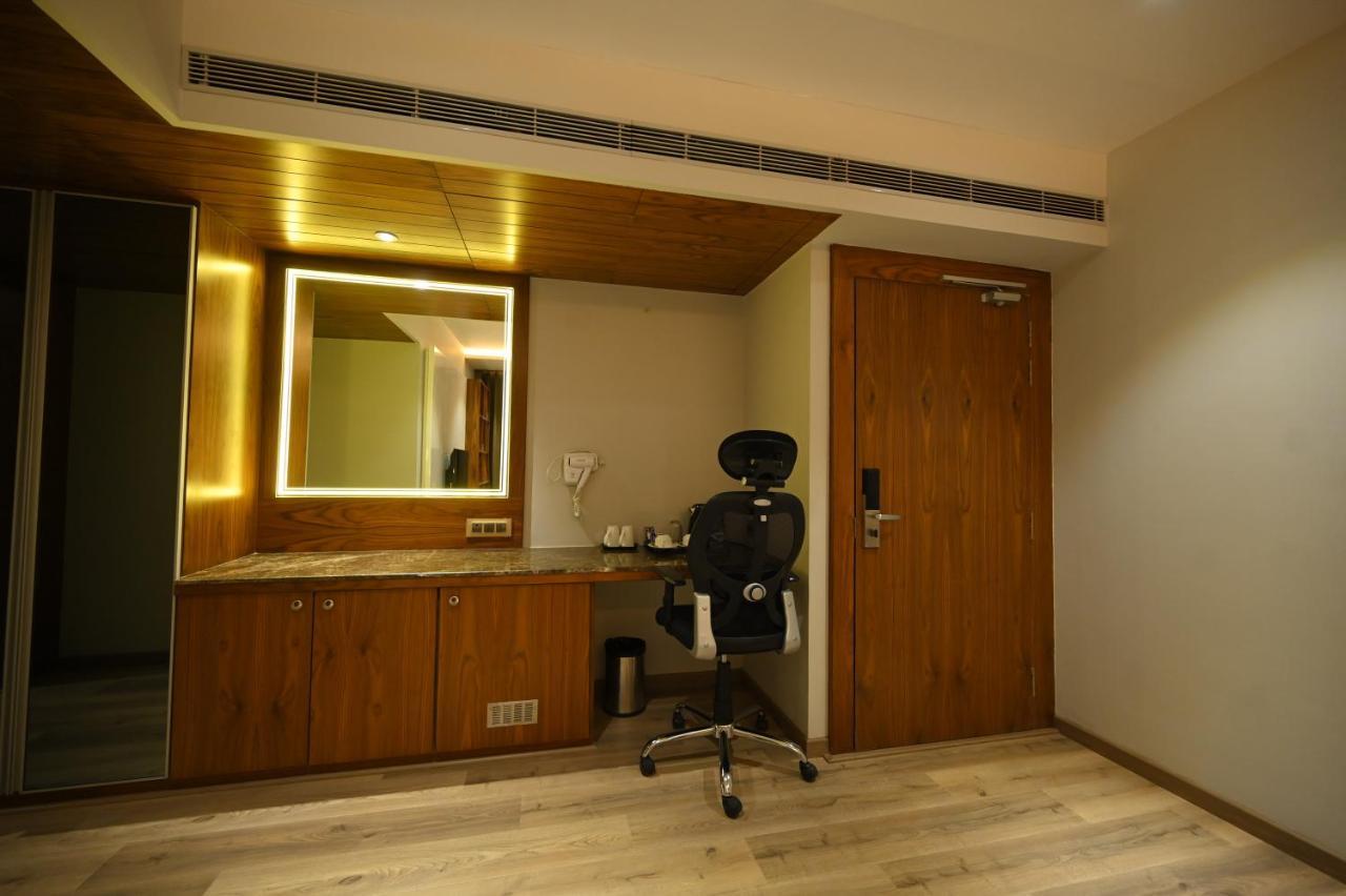 The Royal Class Hotel Gwalior Eksteriør bilde